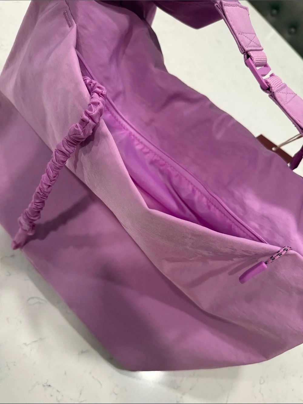 BEIS Crescent Bag - Berry